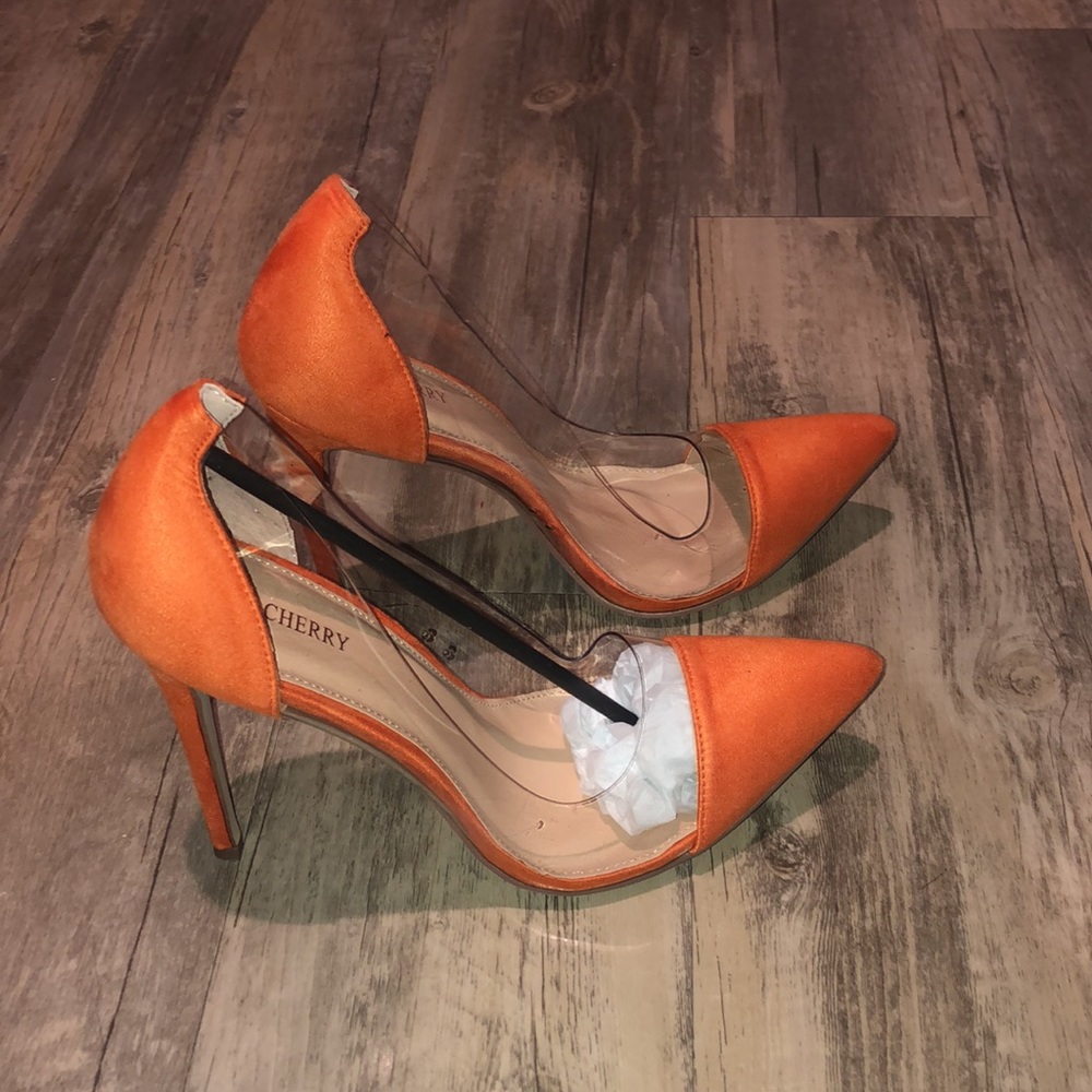 Clear cut out pumps